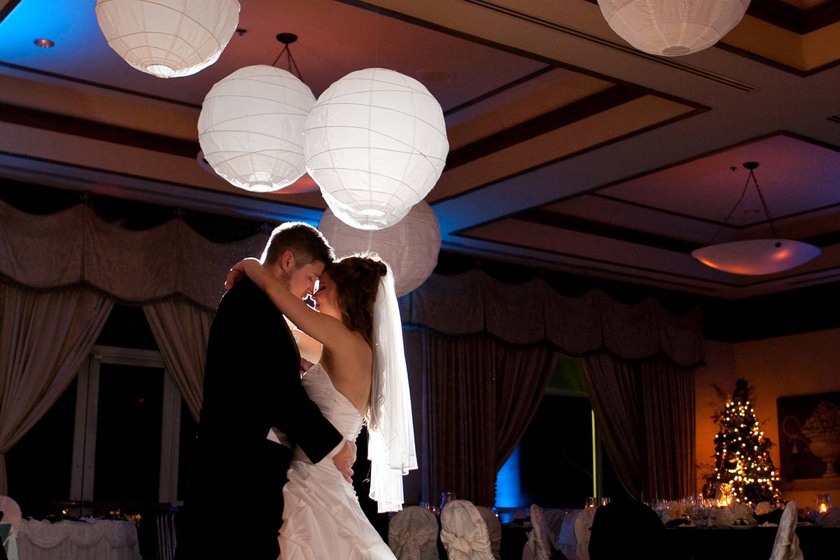 beautiful December wedding | Brittany + Skyler