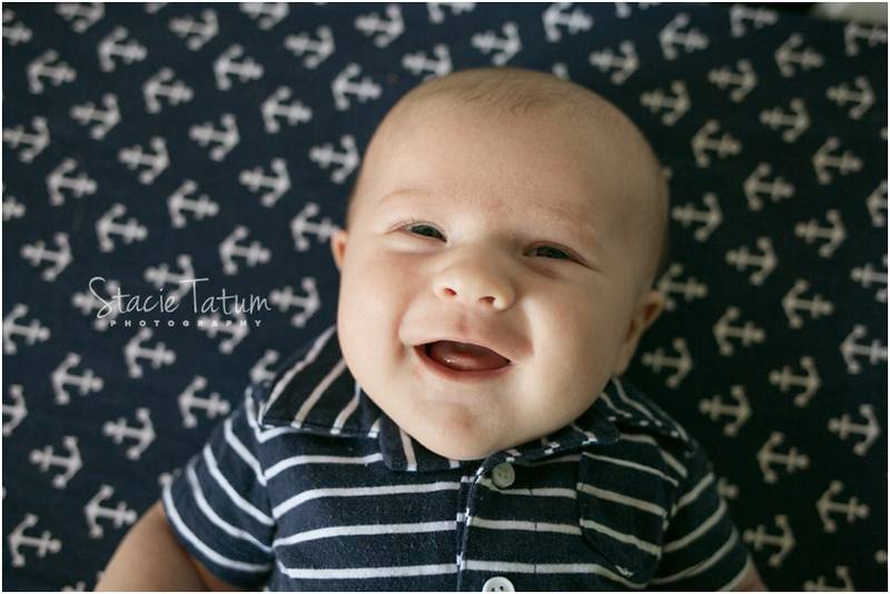 Six weeks & smiling | Dallas baby photographer